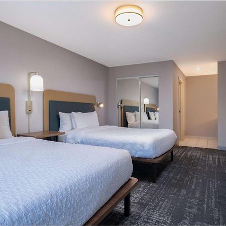 Homewood Suites Medford Exterior foto