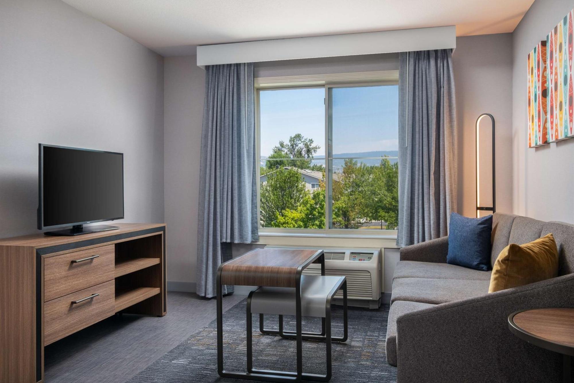 Homewood Suites Medford Exterior foto